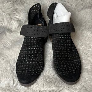 Crown Vintage TESLA Ankle Boots